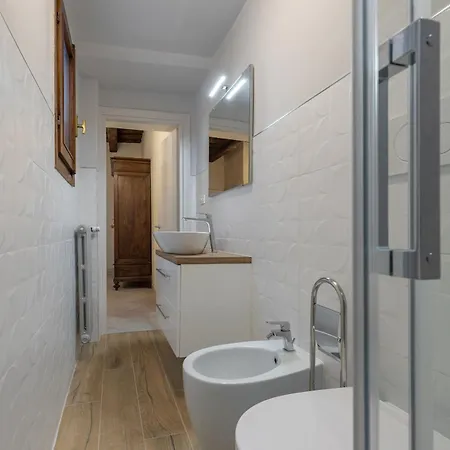 Michelangelo Perla Vicino Firenze Apartment